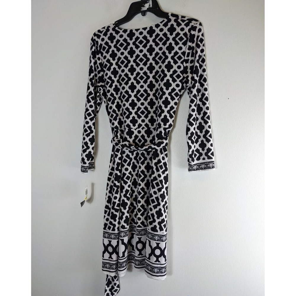 INC International Concepts Women's Black and White Dress with Belt (Medium) NWT - Picture 3 of 6